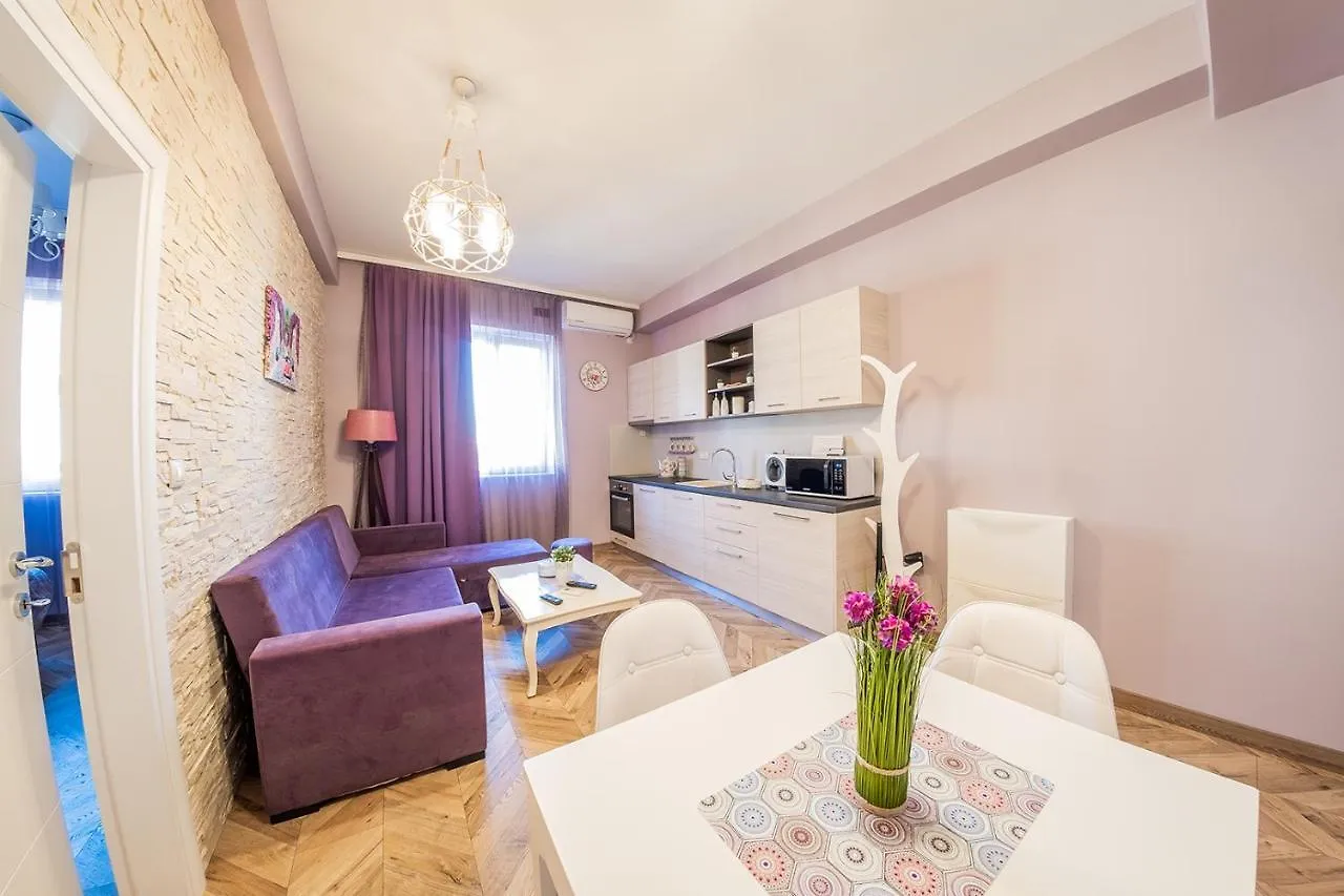 Sofia Violet Life Apartment