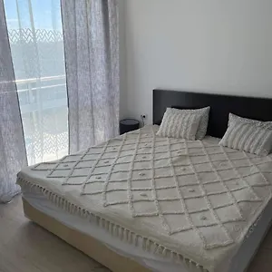 https://blue-horizon-sarafovo.burgashotels.net