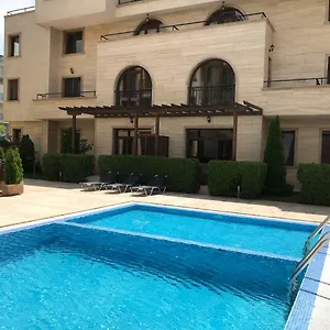 https://amara-sunny-beach-apartments.sunnybeach-hotels.org