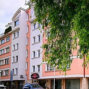 House Aparthotel